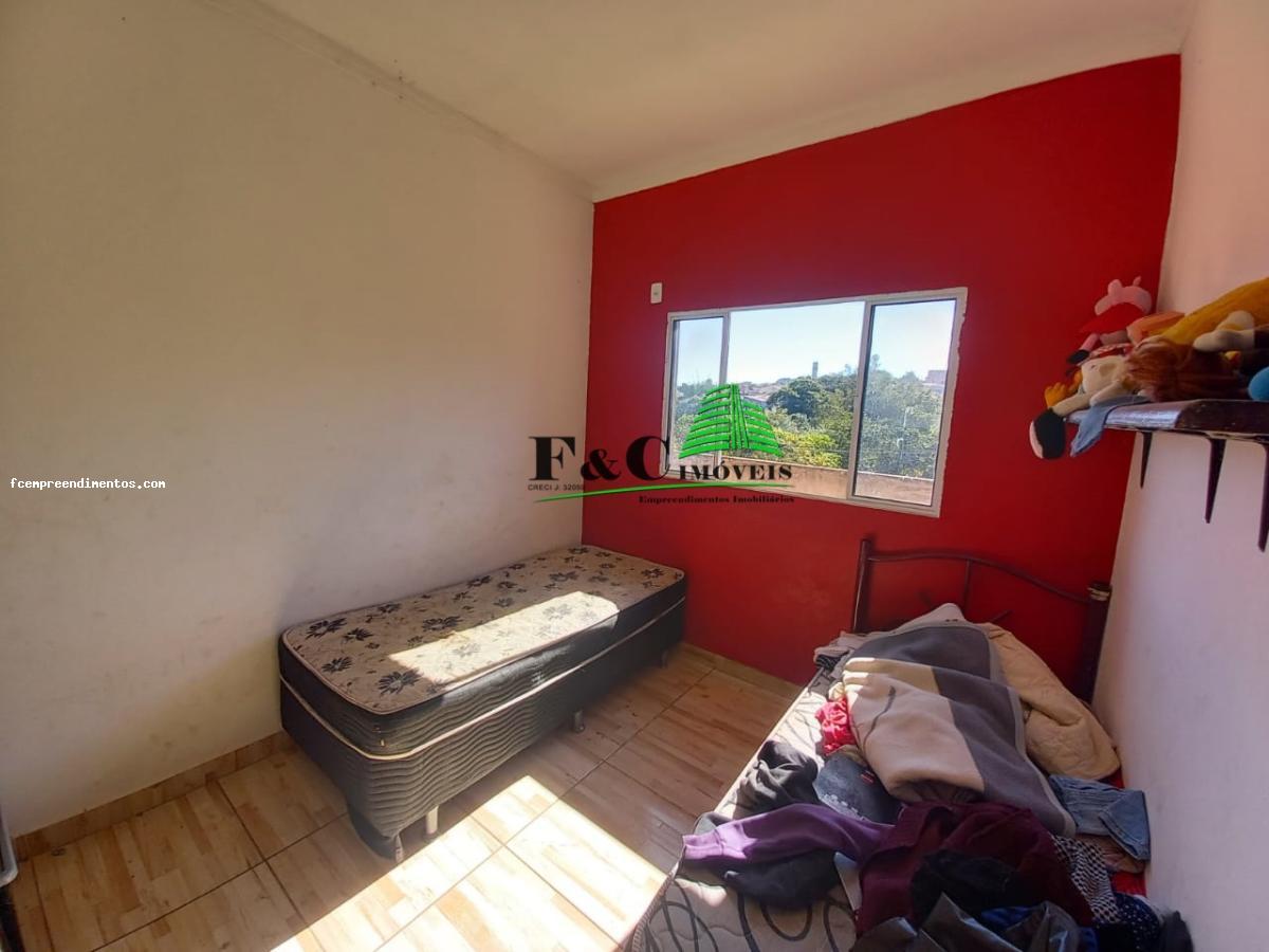 Casa à venda com 3 quartos, 200m² - Foto 18