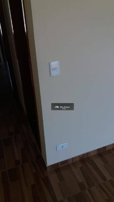 Casa de Condomínio à venda com 4 quartos, 196m² - Foto 32