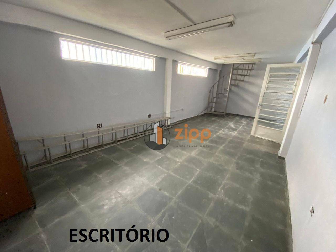 Sobrado à venda com 3 quartos, 200m² - Foto 27