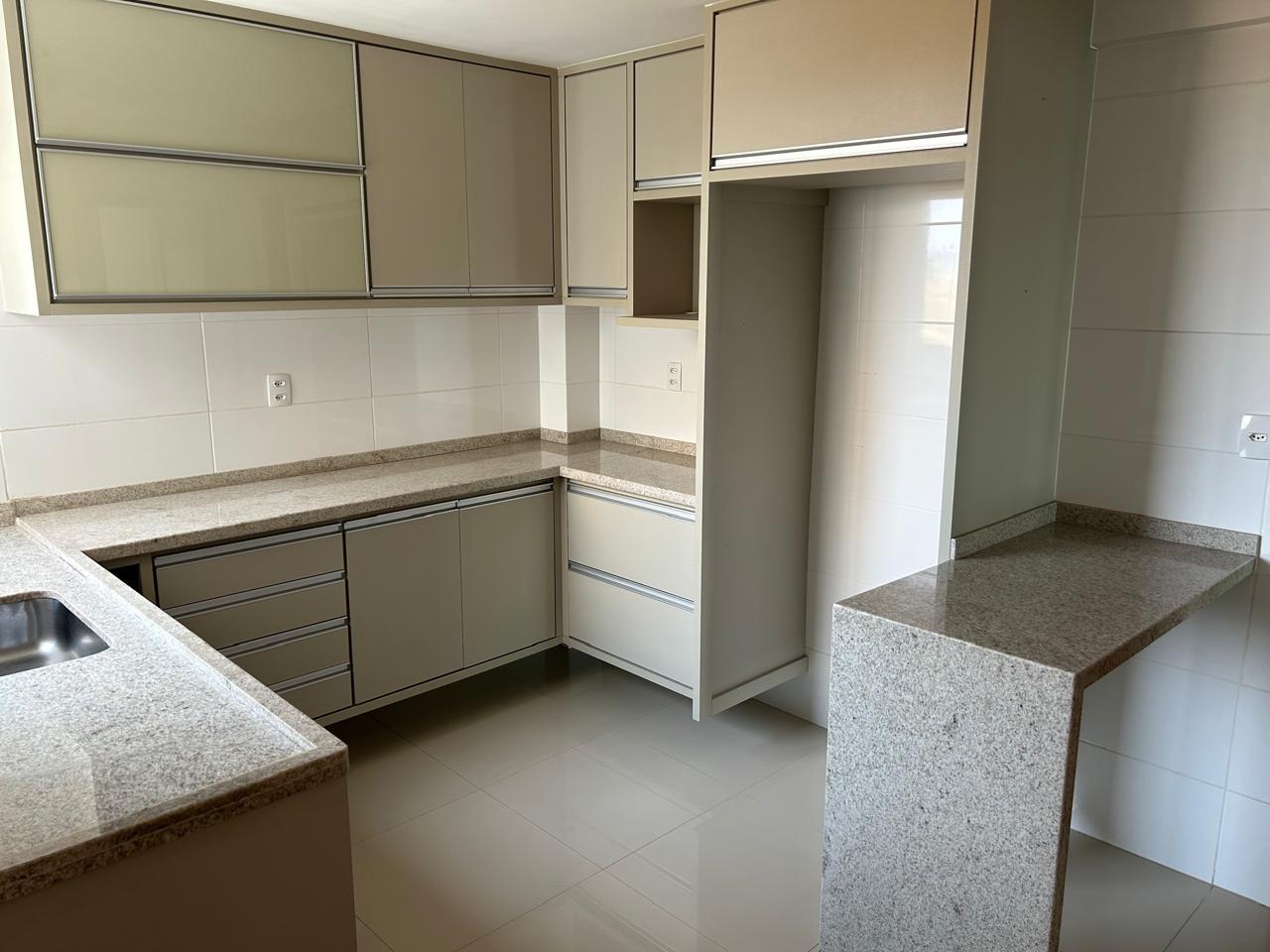 Apartamento à venda com 3 quartos, 173m² - Foto 26