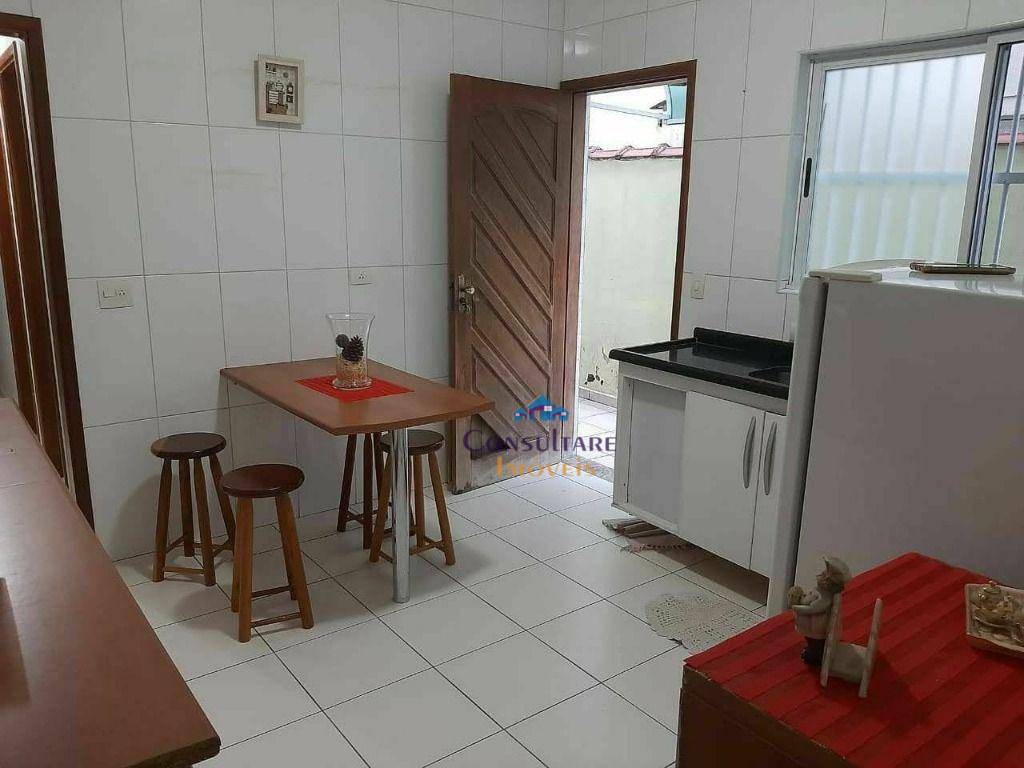 Casa à venda com 3 quartos, 100m² - Foto 8