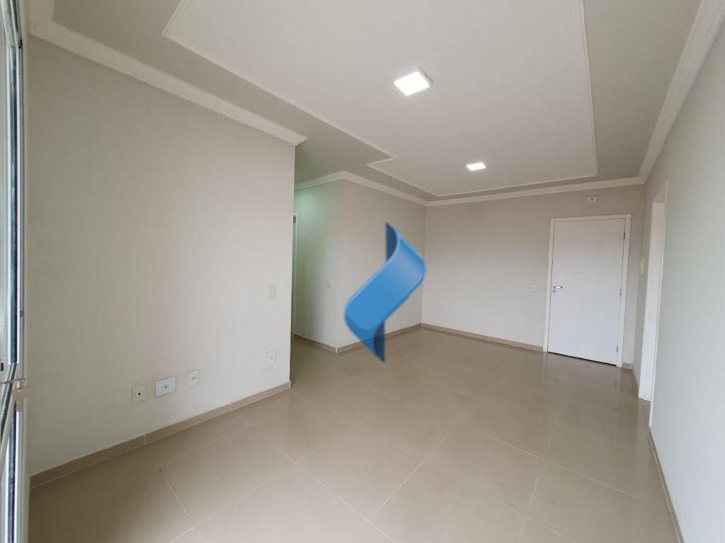 Apartamento para alugar com 2 quartos, 69m² - Foto 7