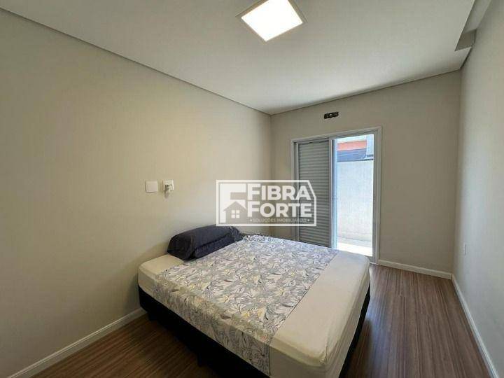 Casa de Condomínio à venda com 3 quartos, 200m² - Foto 10