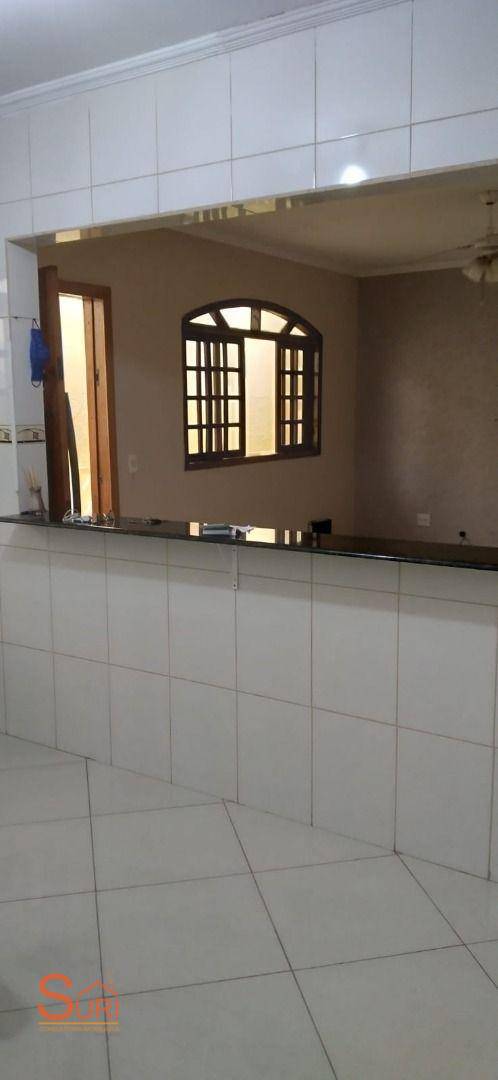 Sobrado à venda com 5 quartos, 330m² - Foto 2