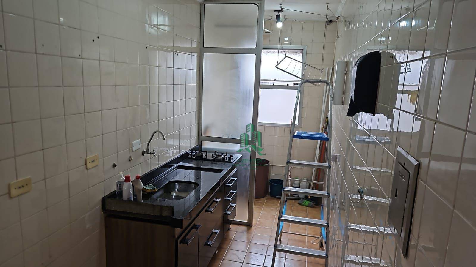 Apartamento à venda com 2 quartos, 56m² - Foto 12