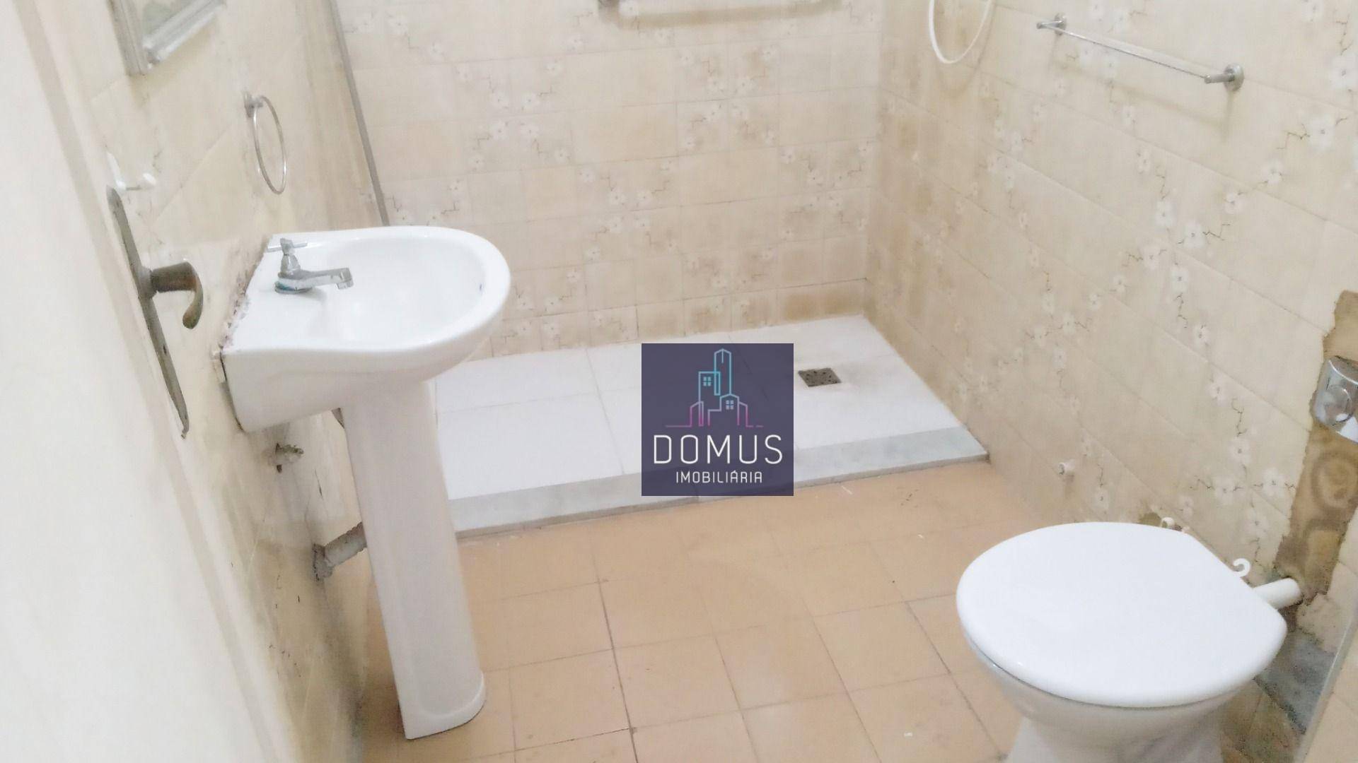 Apartamento à venda com 2 quartos, 70m² - Foto 12