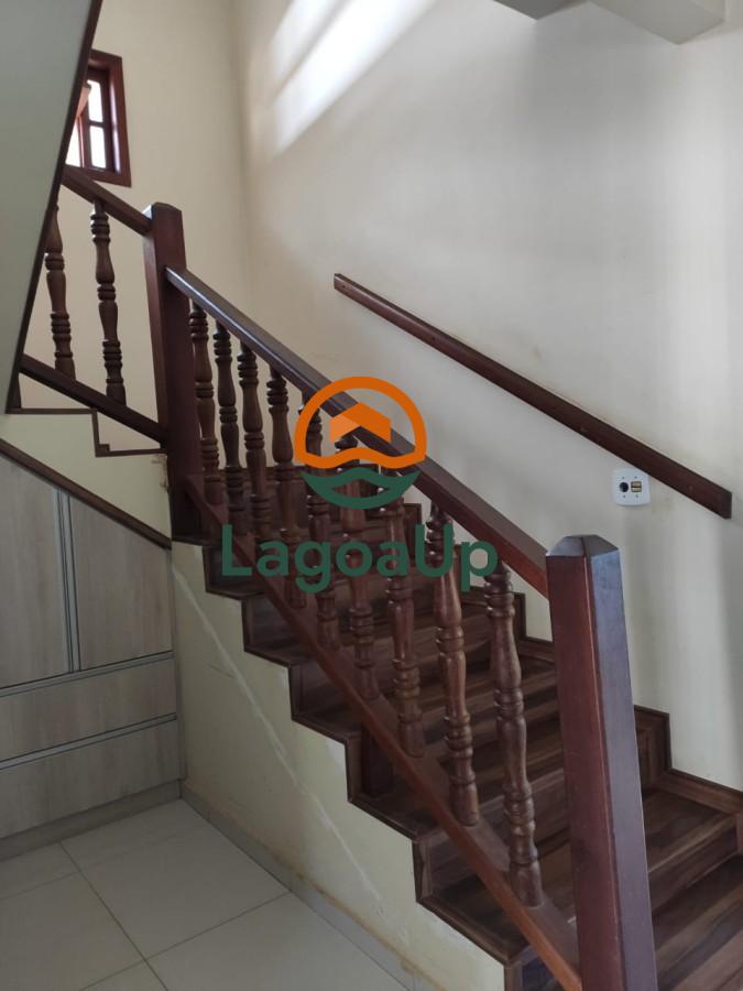 Casa à venda com 3 quartos, 258m² - Foto 7