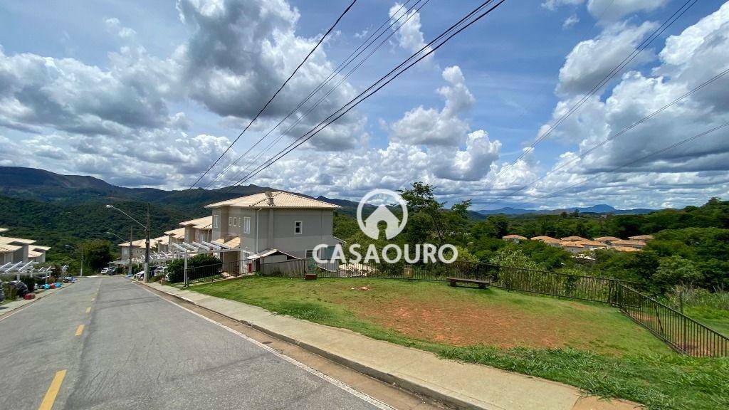 Casa de Condomínio à venda com 4 quartos, 165m² - Foto 48