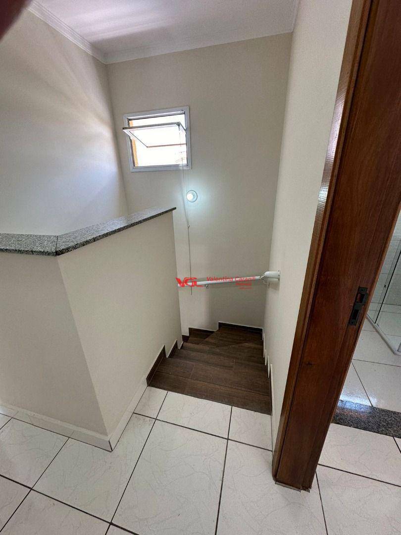 Sobrado à venda e aluguel com 3 quartos, 122m² - Foto 8