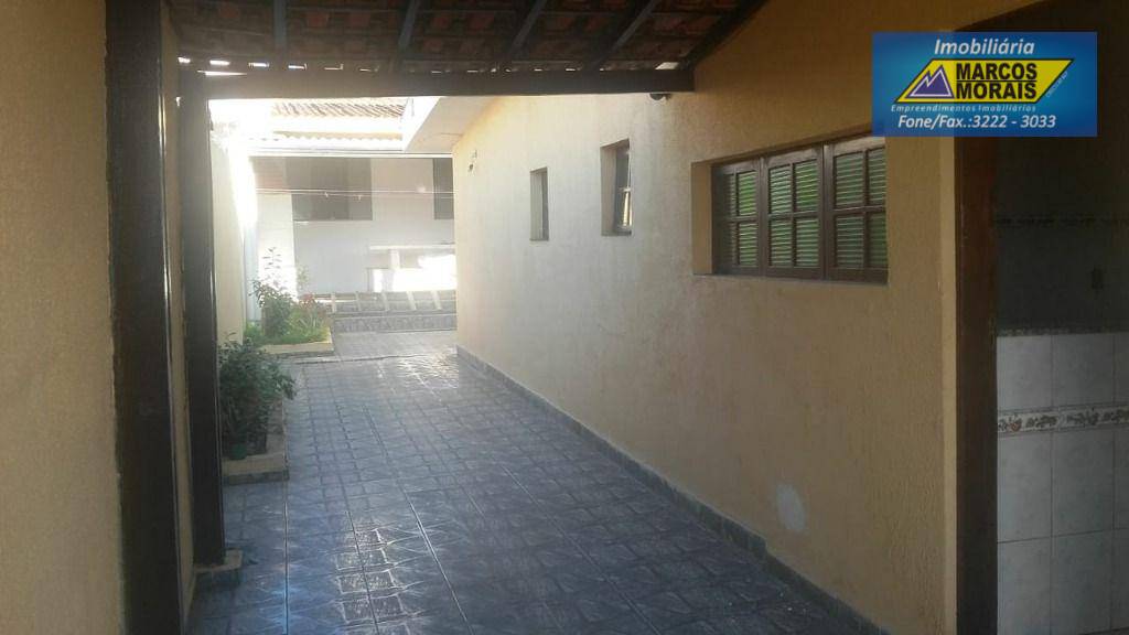 Casa, 3 quartos, 180 m² - Foto 4