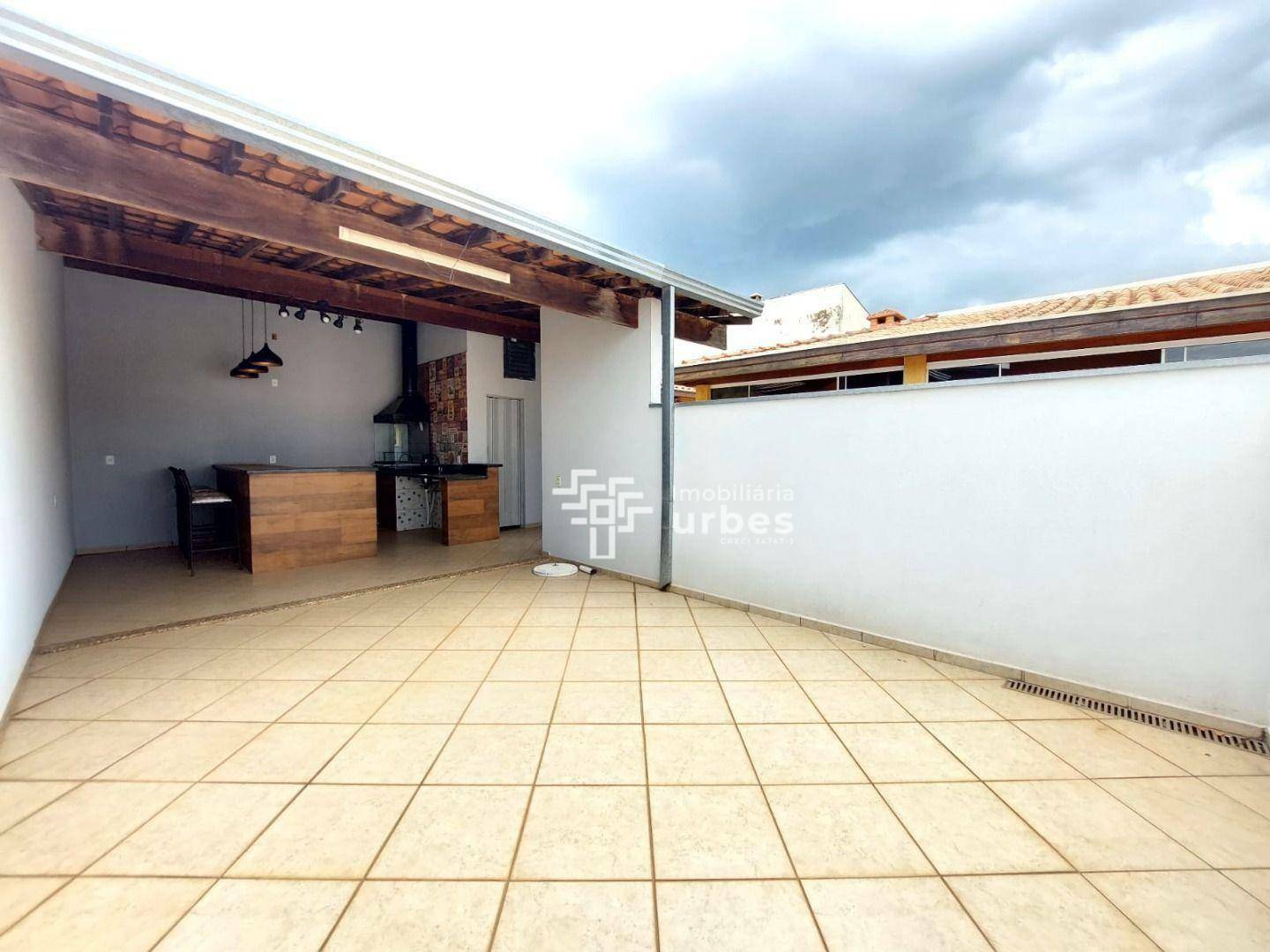 Casa para alugar com 3 quartos, 169m² - Foto 16