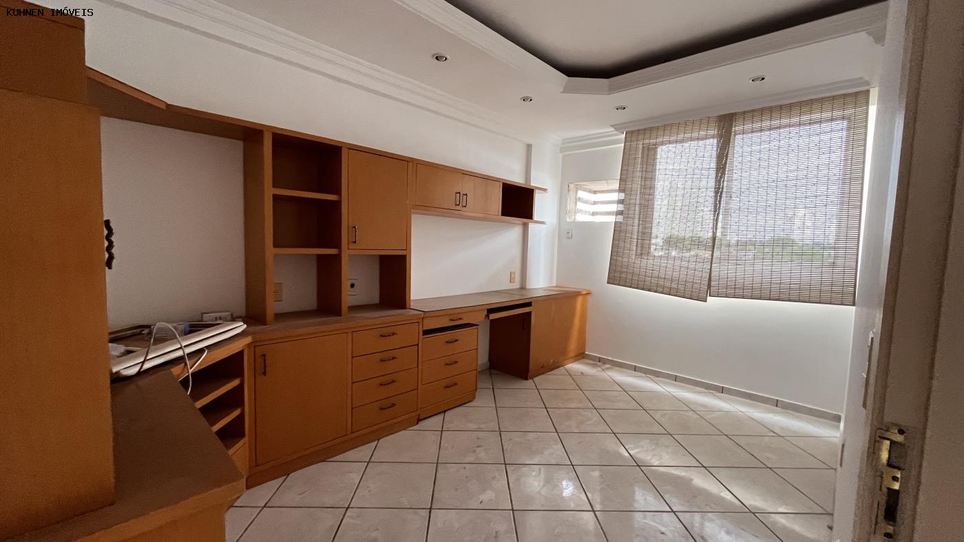 Apartamento à venda com 2 quartos, 95m² - Foto 8