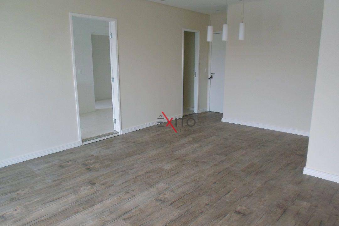 Apartamento à venda com 3 quartos, 111m² - Foto 22