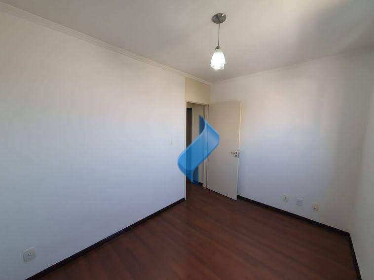 Apartamento à venda com 2 quartos, 63m² - Foto 17