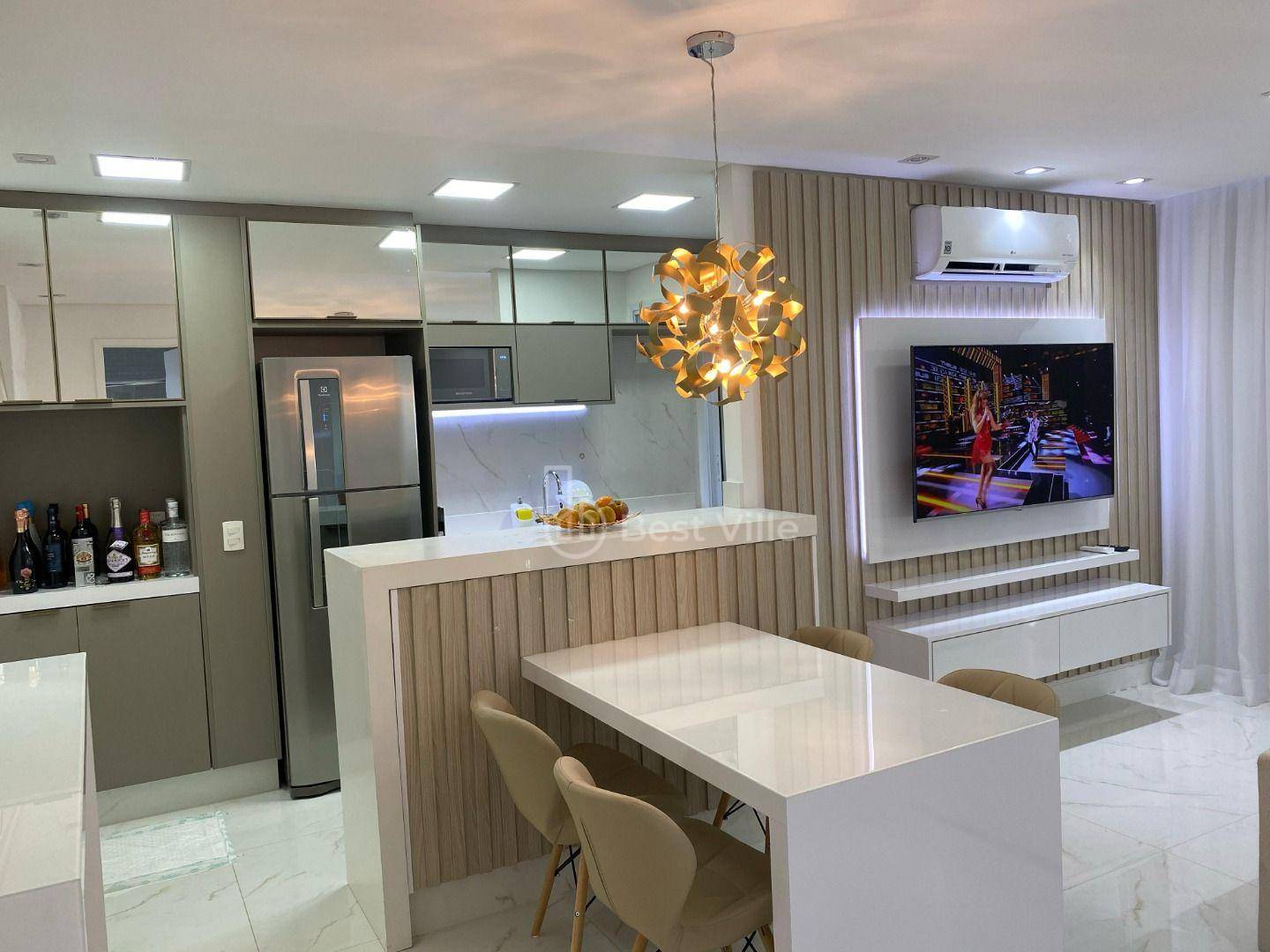 Apartamento à venda com 1 quarto, 50m² - Foto 1