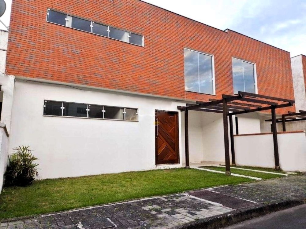 Casa de Condomínio à venda com 3 quartos, 101m² - Foto 3