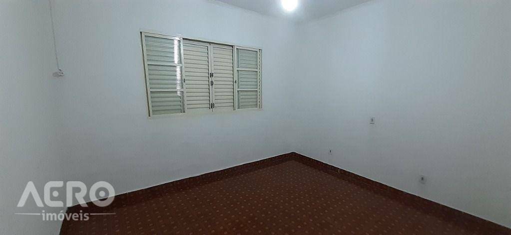 Casa à venda com 3 quartos, 171m² - Foto 6