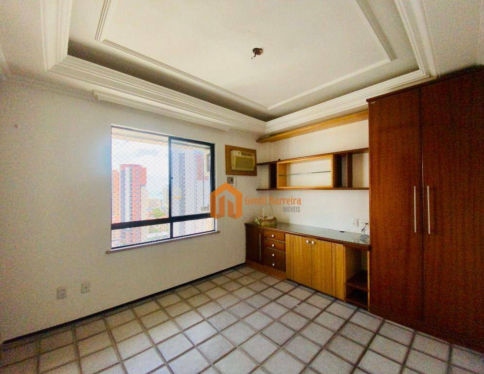 Apartamento à venda com 3 quartos, 165m² - Foto 13