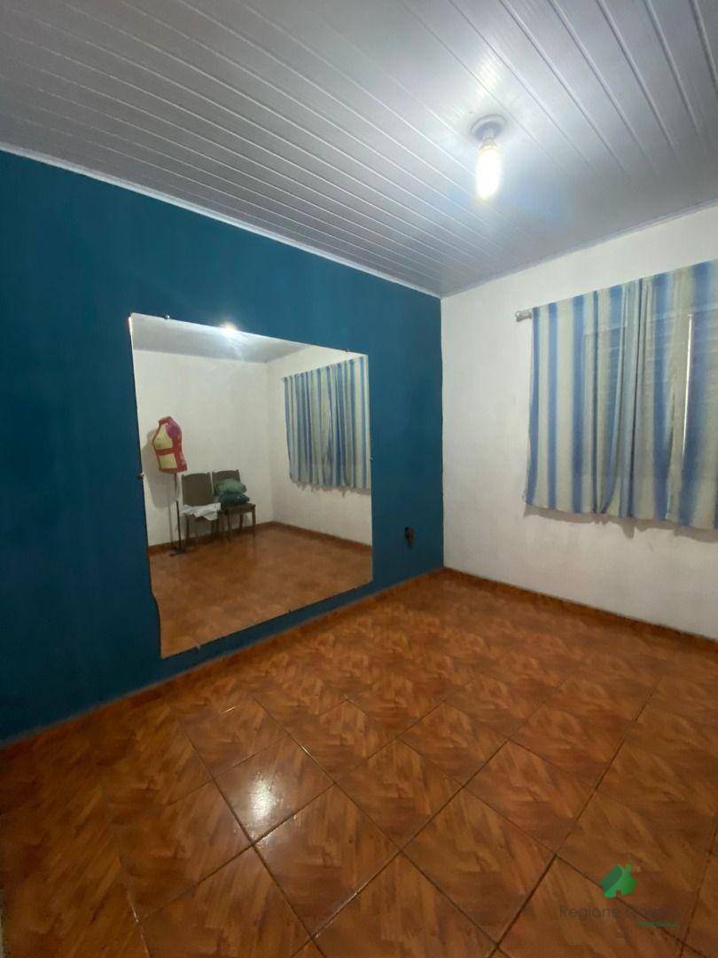 Casa à venda com 5 quartos, 99m² - Foto 5