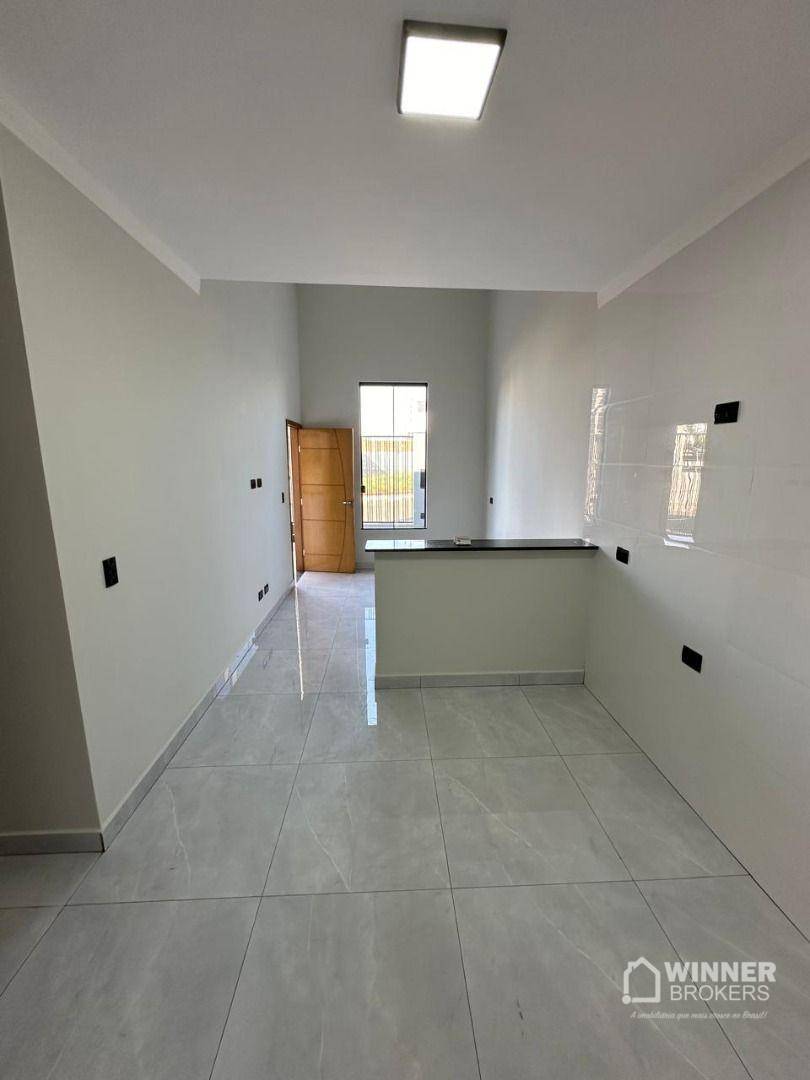 Casa à venda com 3 quartos, 84m² - Foto 5