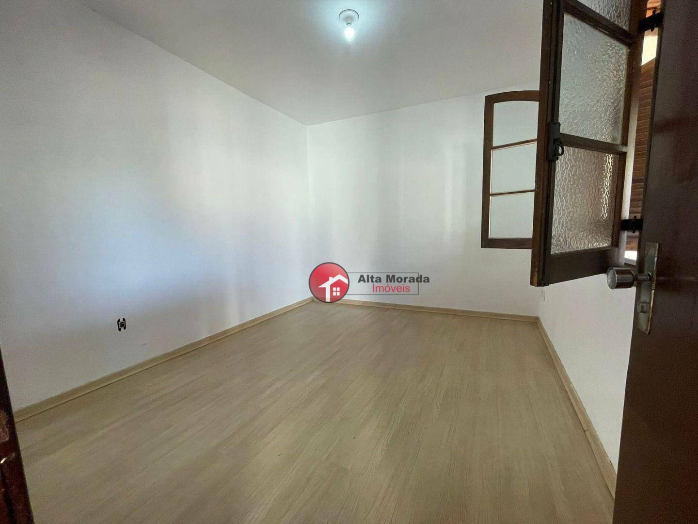 Casa de Condomínio para alugar com 4 quartos, 218m² - Foto 17