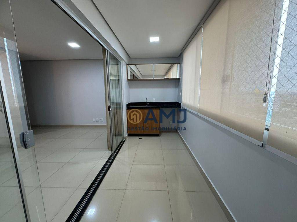 Apartamento para alugar com 2 quartos, 68m² - Foto 11