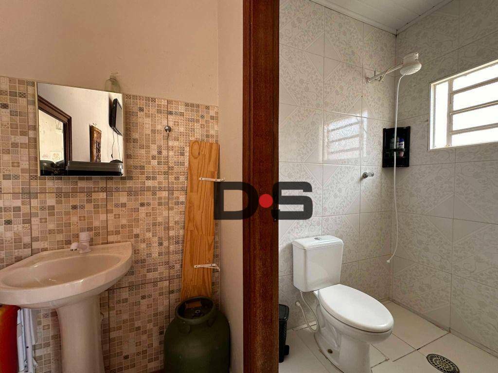 Casa à venda com 3 quartos, 100m² - Foto 14