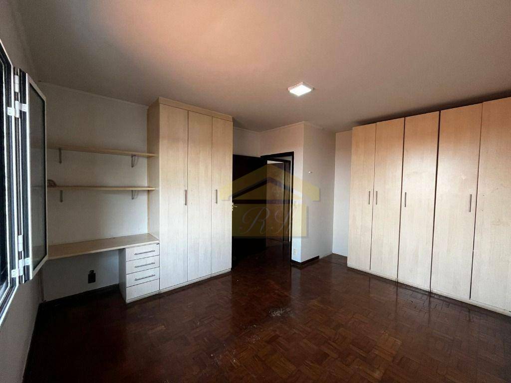 Sobrado à venda e aluguel com 3 quartos, 220m² - Foto 10