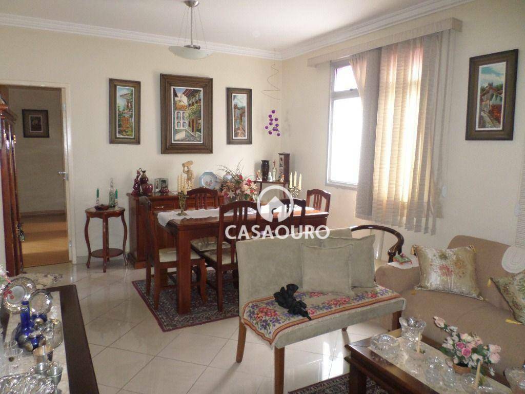 Apartamento à venda com 3 quartos, 95m² - Foto 1