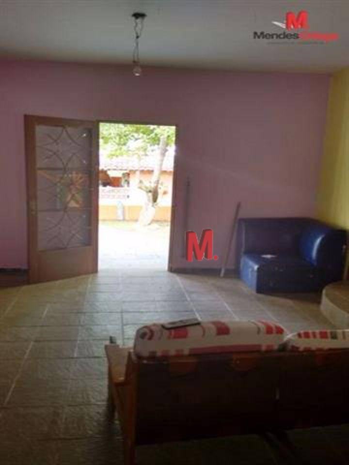 Chácara à venda com 3 quartos, 300m² - Foto 9