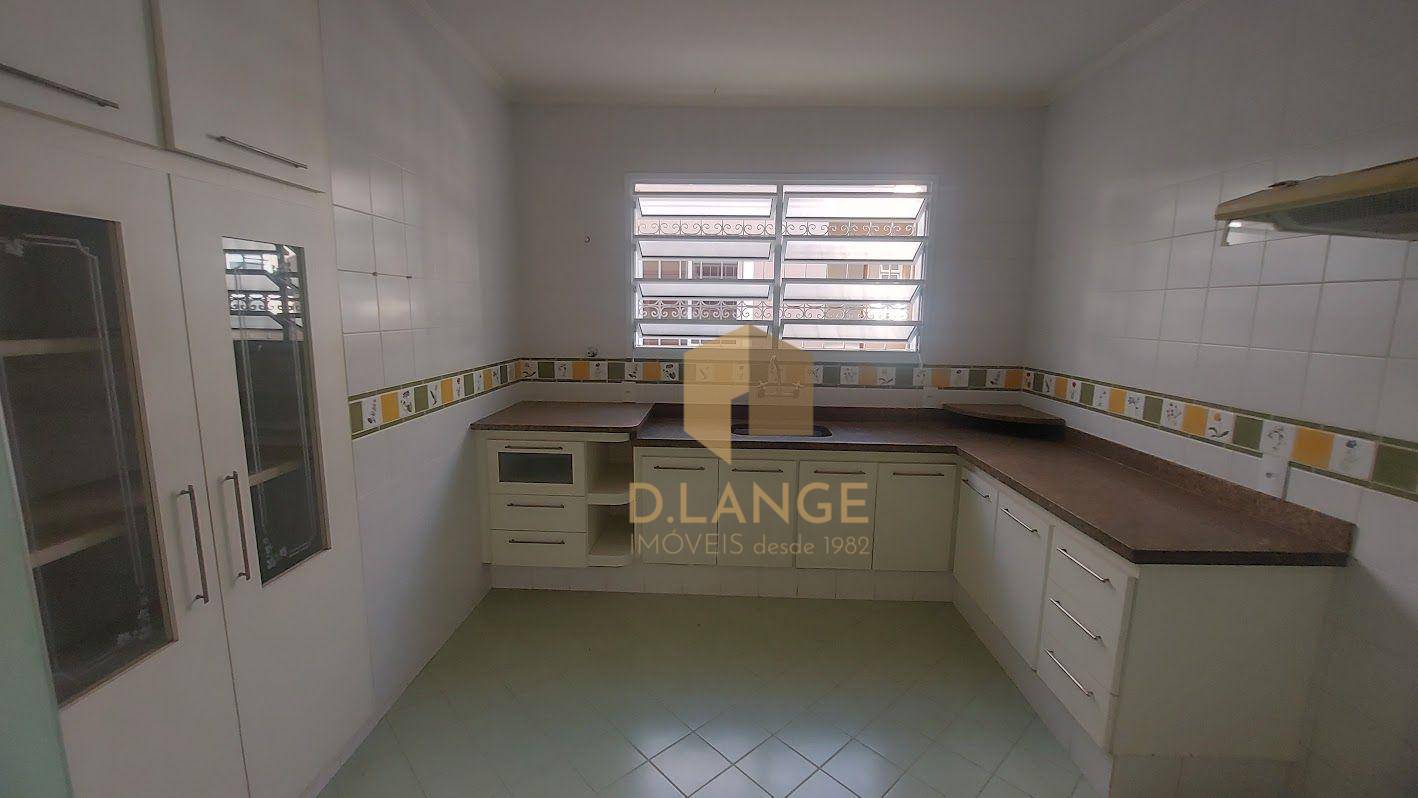 Casa à venda com 4 quartos, 299m² - Foto 12