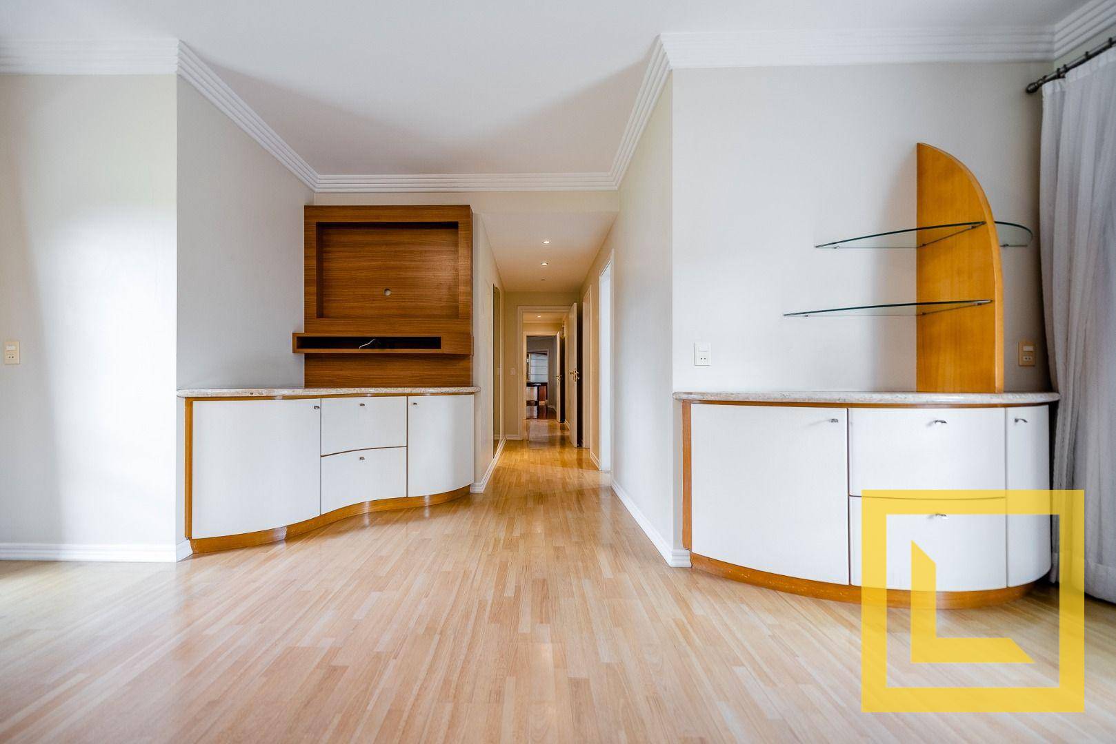 Apartamento à venda com 4 quartos, 320m² - Foto 13