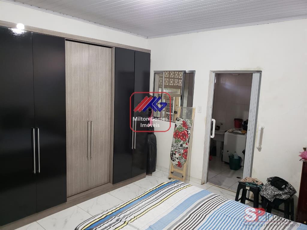 Casa à venda com 2 quartos, 160m² - Foto 5