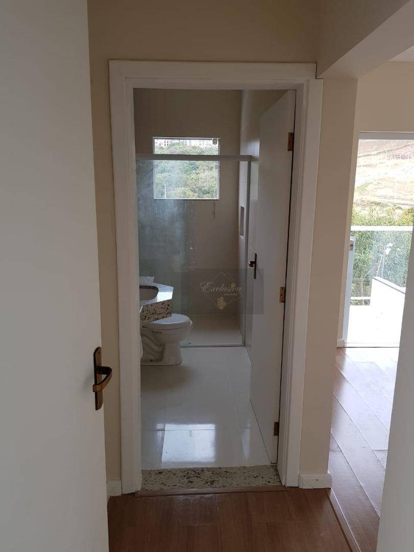 Casa à venda com 4 quartos, 380m² - Foto 14