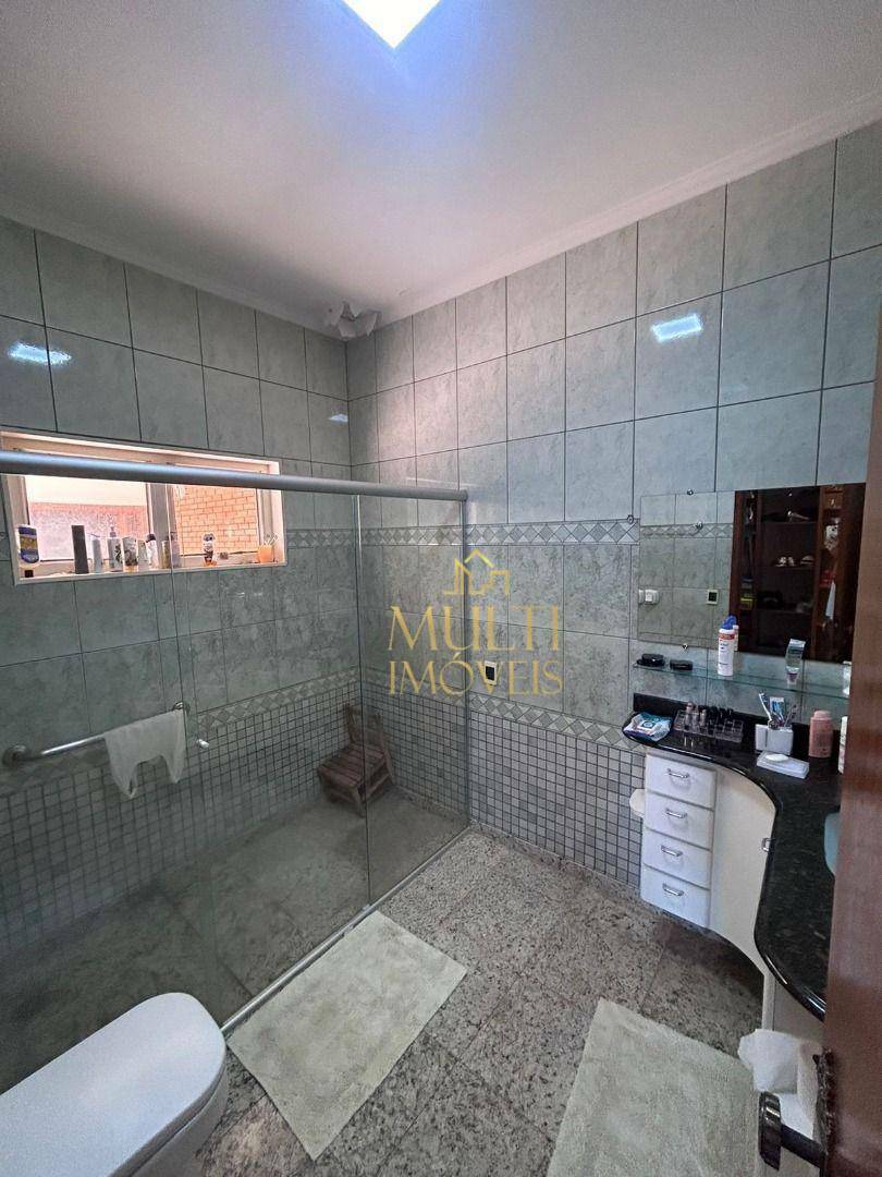 Casa de Condomínio à venda com 3 quartos, 290m² - Foto 11