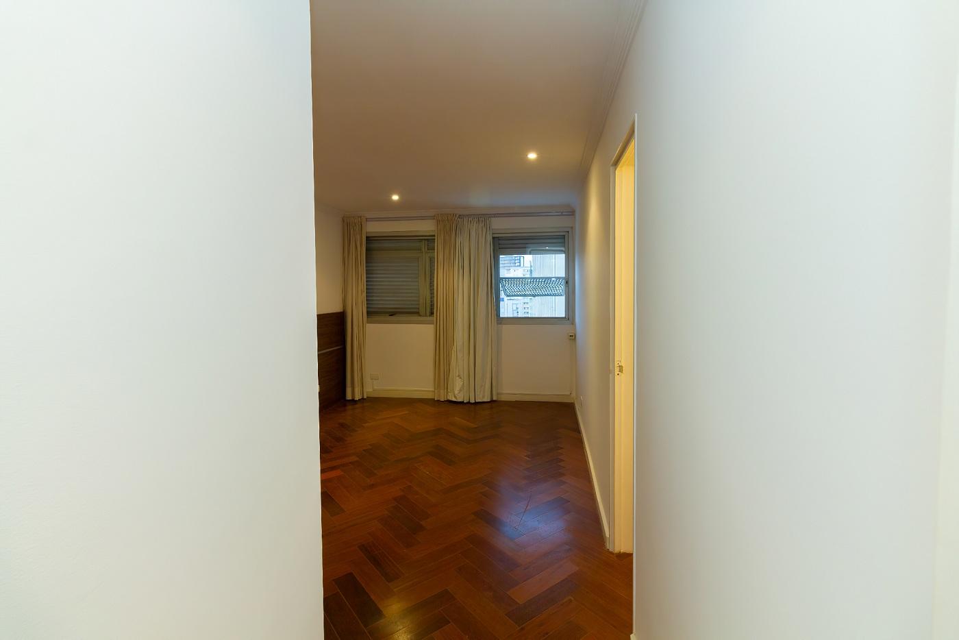 Apartamento para alugar com 3 quartos, 180m² - Foto 19