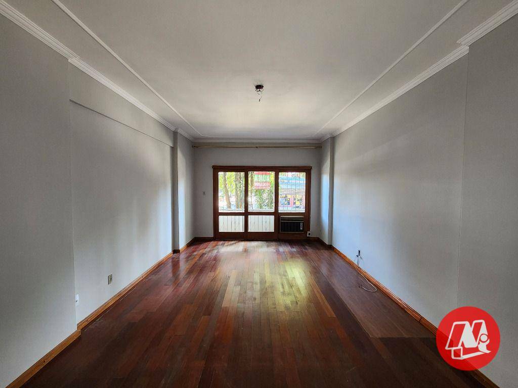 Apartamento para alugar com 2 quartos, 115m² - Foto 1