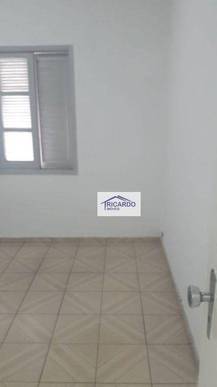 Casa para alugar com 3 quartos, 280m² - Foto 9