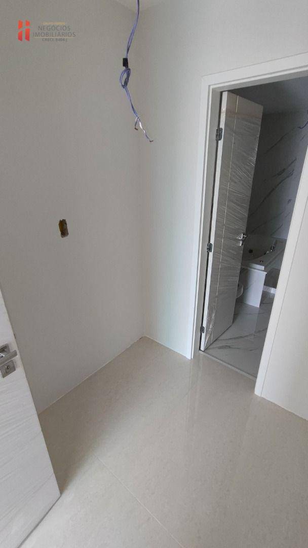 Apartamento à venda com 4 quartos, 227m² - Foto 55