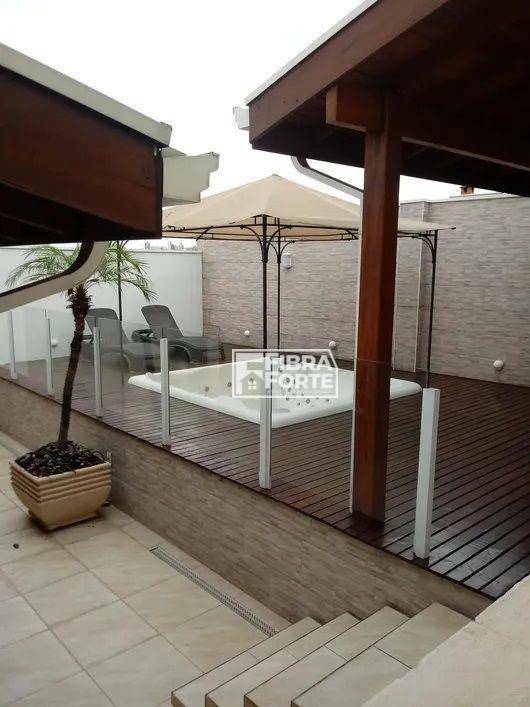 Casa à venda com 4 quartos, 249m² - Foto 25