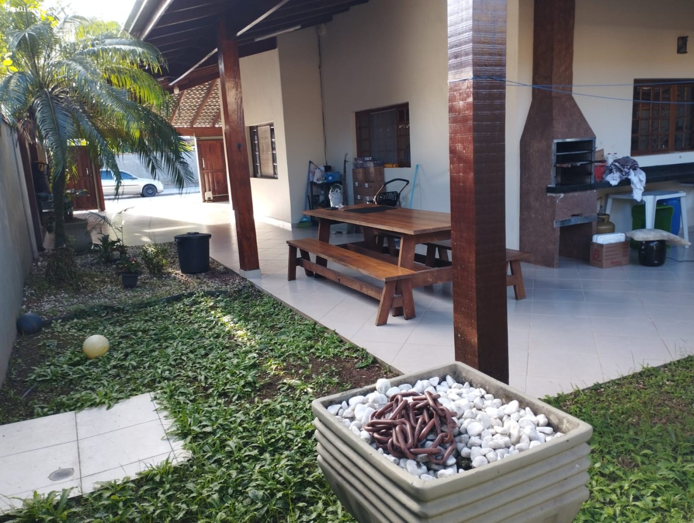 Casa à venda com 3 quartos, 400m² - Foto 1