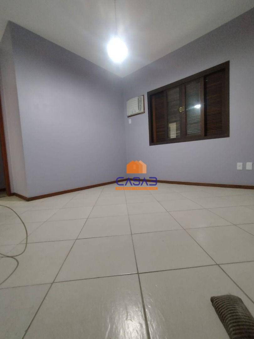 Casa à venda com 2 quartos, 84m² - Foto 14