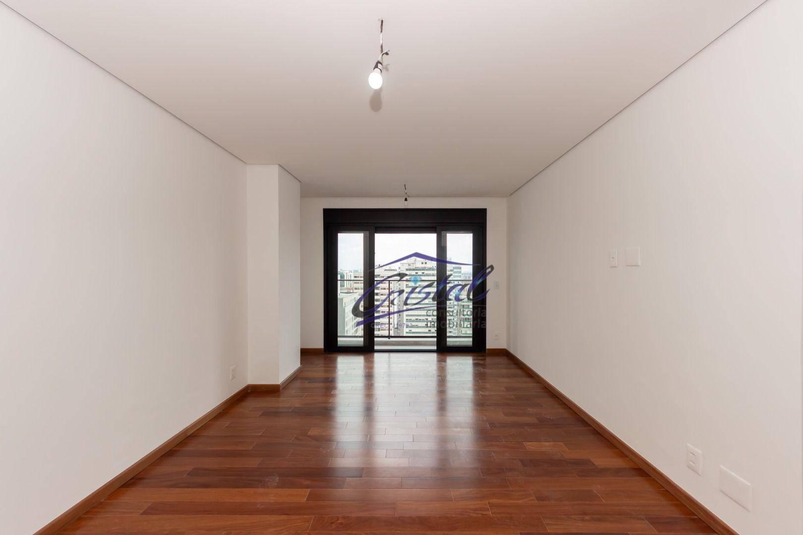 Apartamento à venda com 3 quartos, 208m² - Foto 2