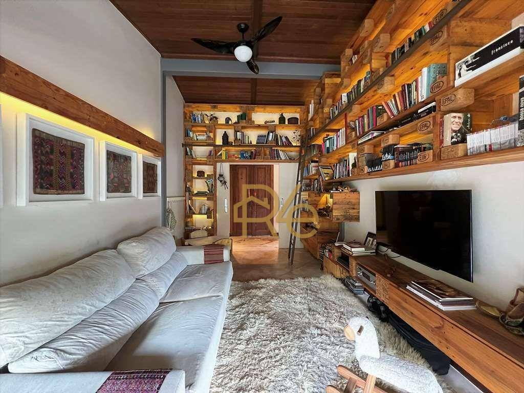 Casa de Condomínio à venda com 5 quartos, 382m² - Foto 27