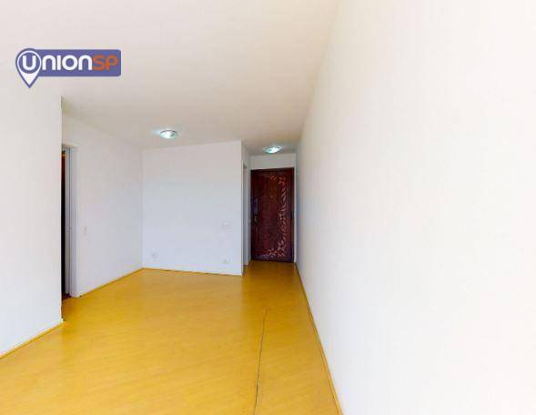 Apartamento à venda com 2 quartos, 69m² - Foto 3