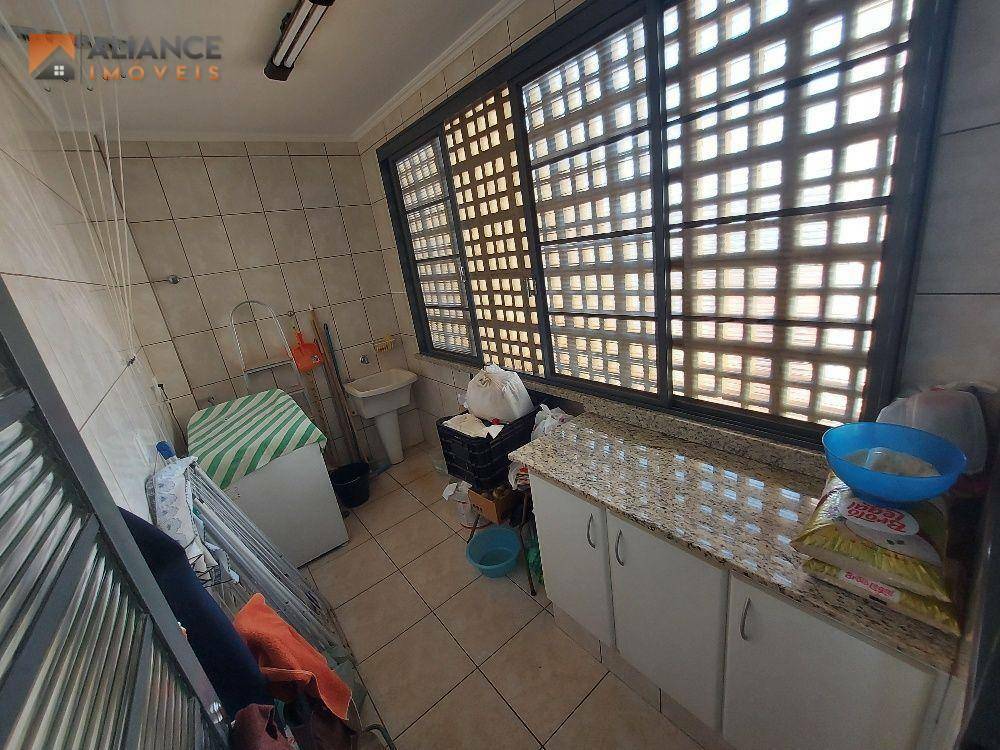 Apartamento à venda com 2 quartos, 89m² - Foto 17