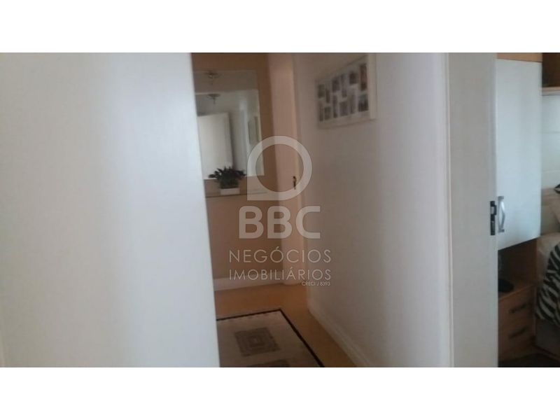 Apartamento à venda com 3 quartos, 142m² - Foto 11