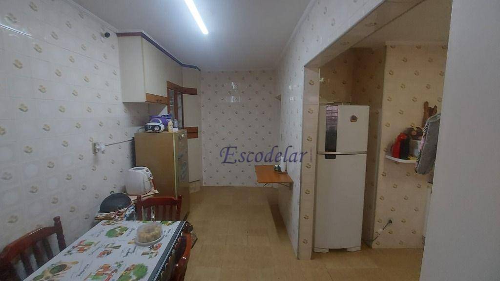 Sobrado à venda com 2 quartos, 130m² - Foto 5