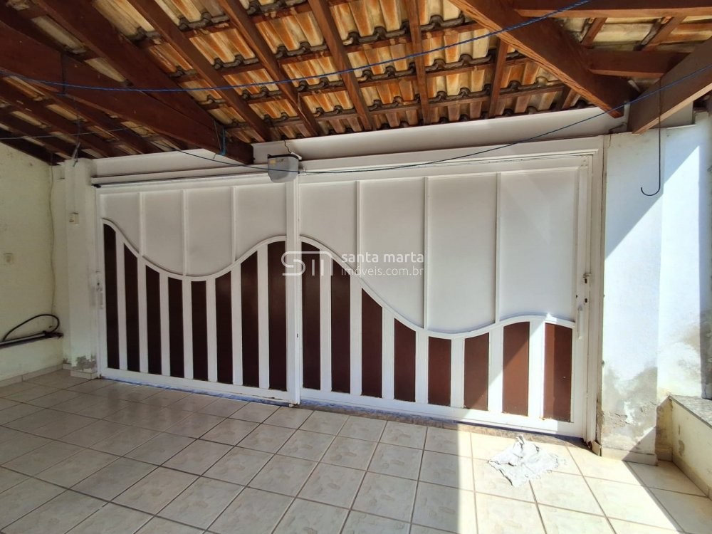 Casa à venda com 3 quartos, 360m² - Foto 4