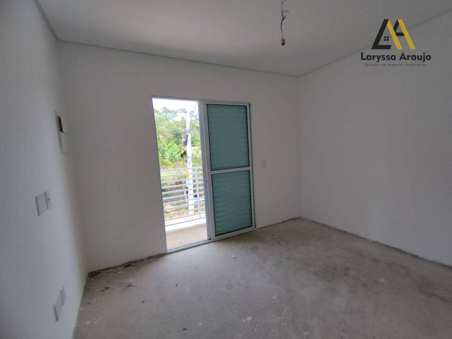 Sobrado à venda com 3 quartos, 90m² - Foto 4